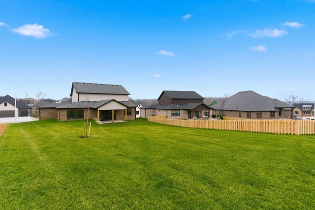 6035 S Clay Avenue, Springfield, MO 65810