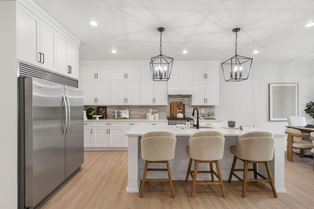 6035 S Clay Avenue, Springfield, MO 65810