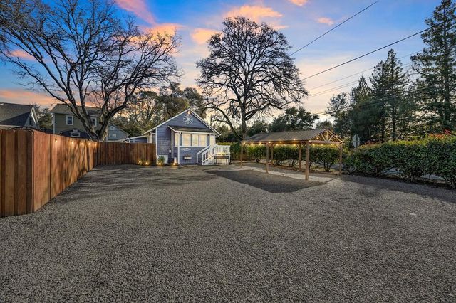 200 Channel Hill Rd, Auburn, CA 95603