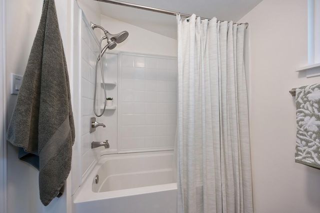 200 Channel Hill Rd, Auburn, CA 95603