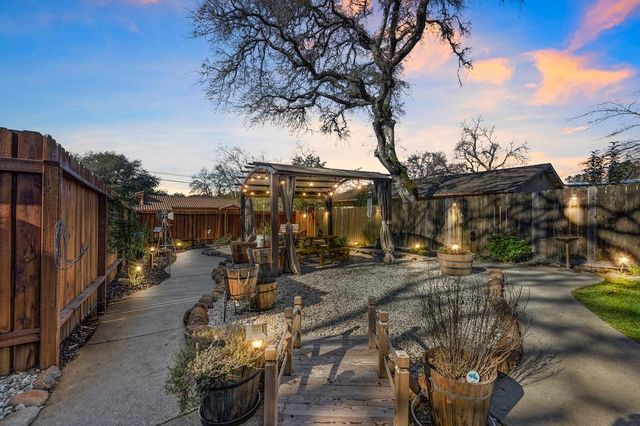 200 Channel Hill Rd, Auburn, CA 95603