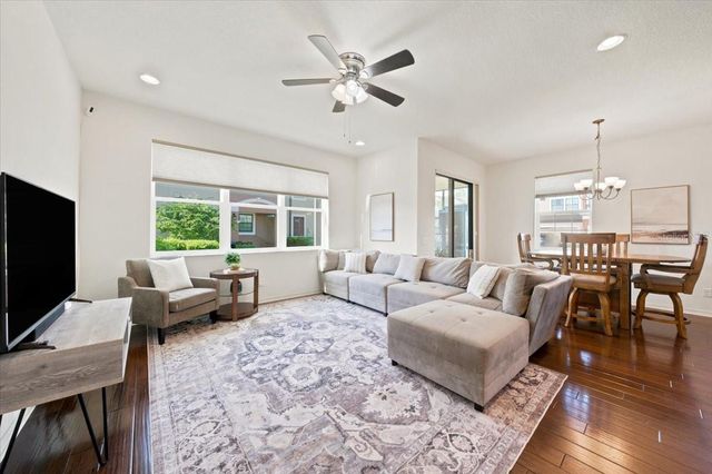9128 CAROLINA WREN DRIVE, Tampa, FL 33626