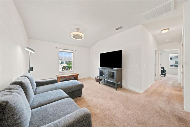 9128 CAROLINA WREN DRIVE, Tampa, FL 33626