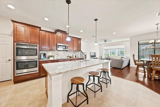 9128 CAROLINA WREN DRIVE, Tampa, FL 33626