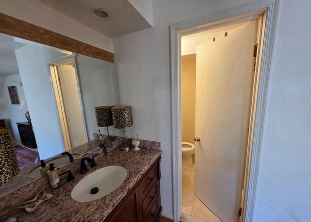 8120 PAISLEY PL, Potomac, MD 20854