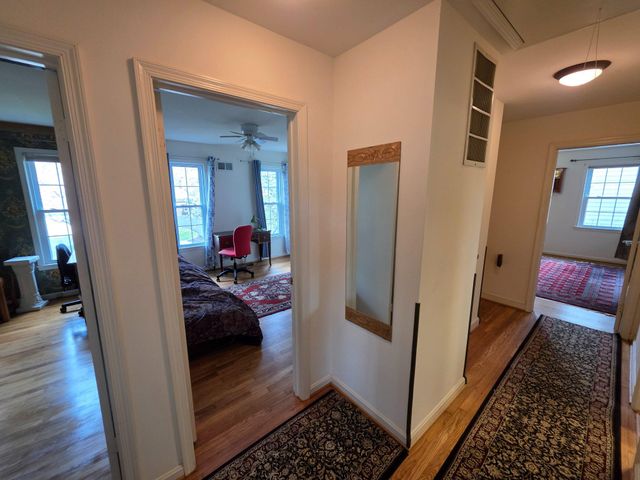8120 PAISLEY PL, Potomac, MD 20854