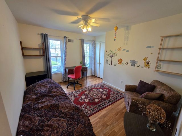 8120 PAISLEY PL, Potomac, MD 20854