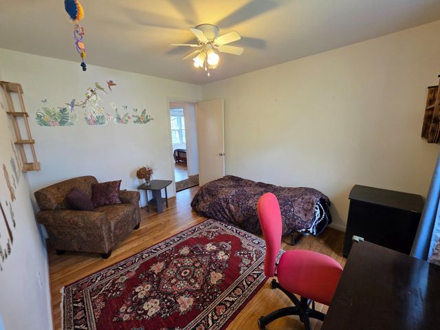 8120 PAISLEY PL, Potomac, MD 20854