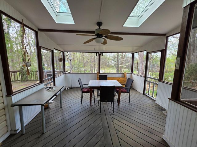 8120 PAISLEY PL, Potomac, MD 20854