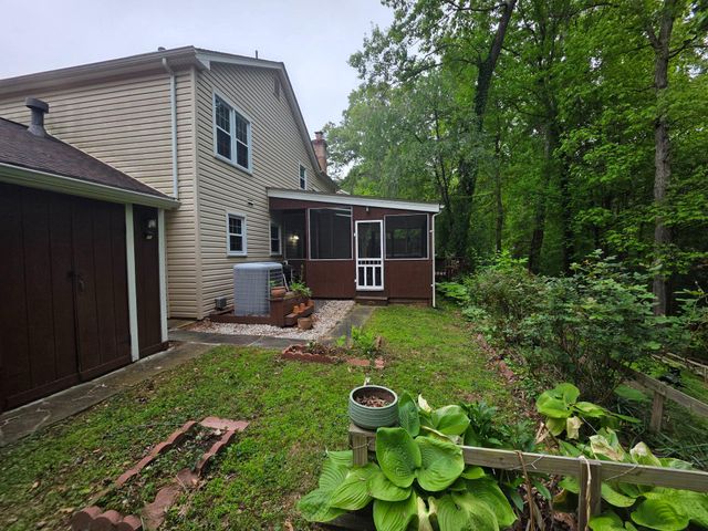 8120 PAISLEY PL, Potomac, MD 20854