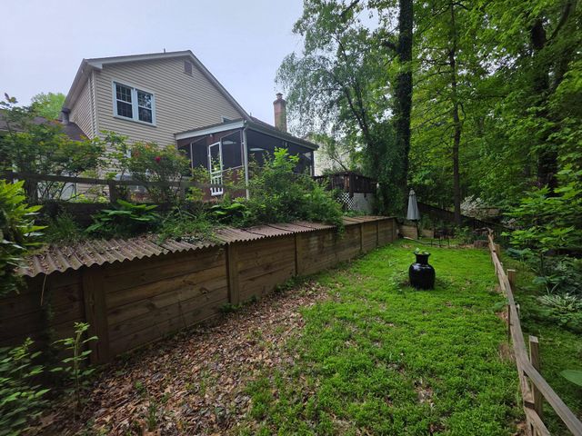8120 PAISLEY PL, Potomac, MD 20854