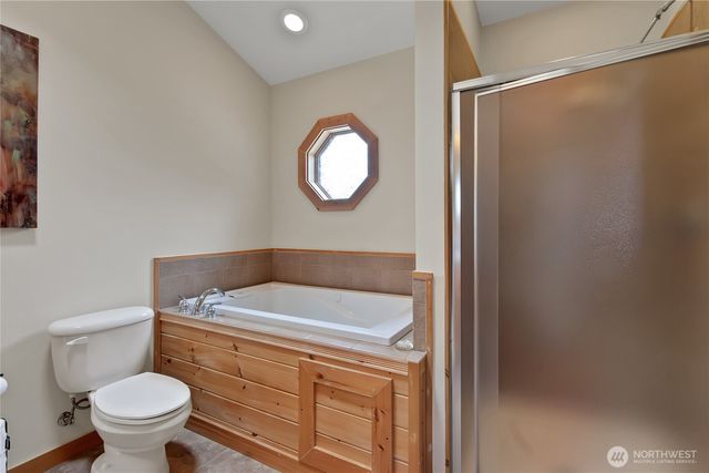 39716 24th Avenue Ct S, Roy, WA 98580