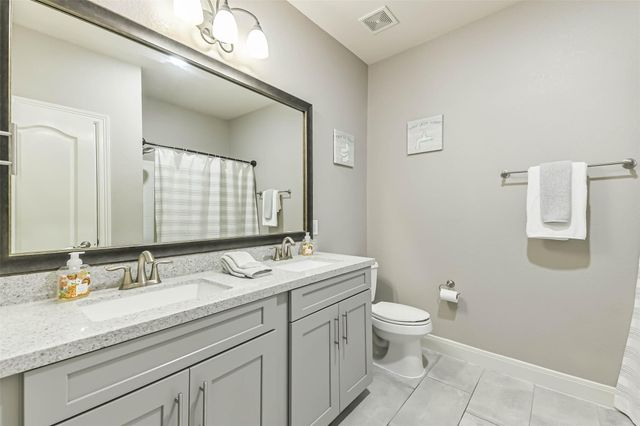 13923 Desert Trace Court, Houston, TX 77044