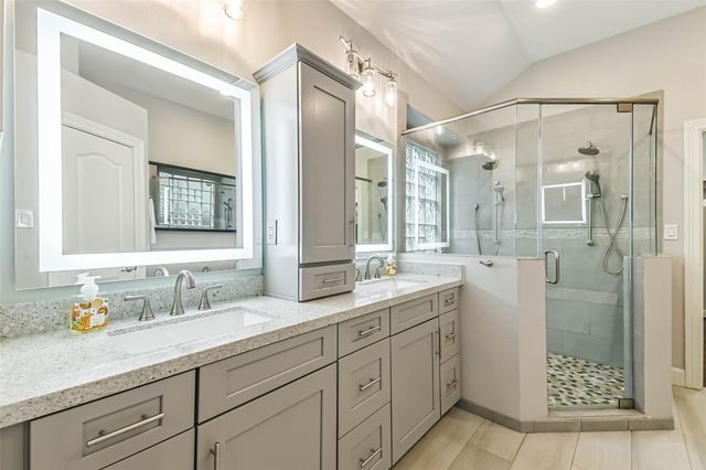 13923 Desert Trace Court, Houston, TX 77044