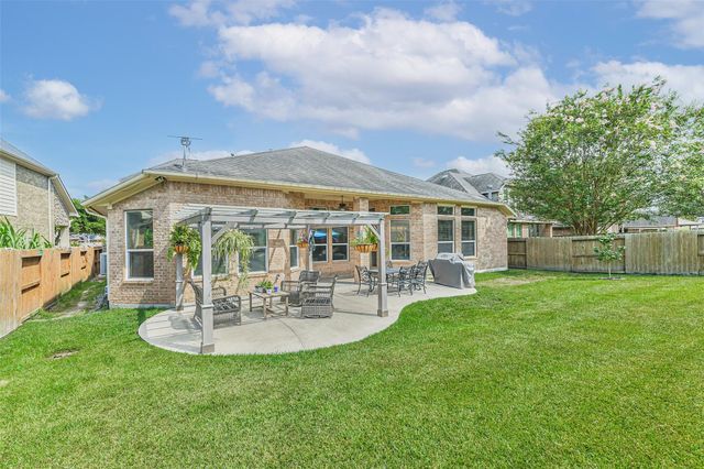 13923 Desert Trace Court, Houston, TX 77044