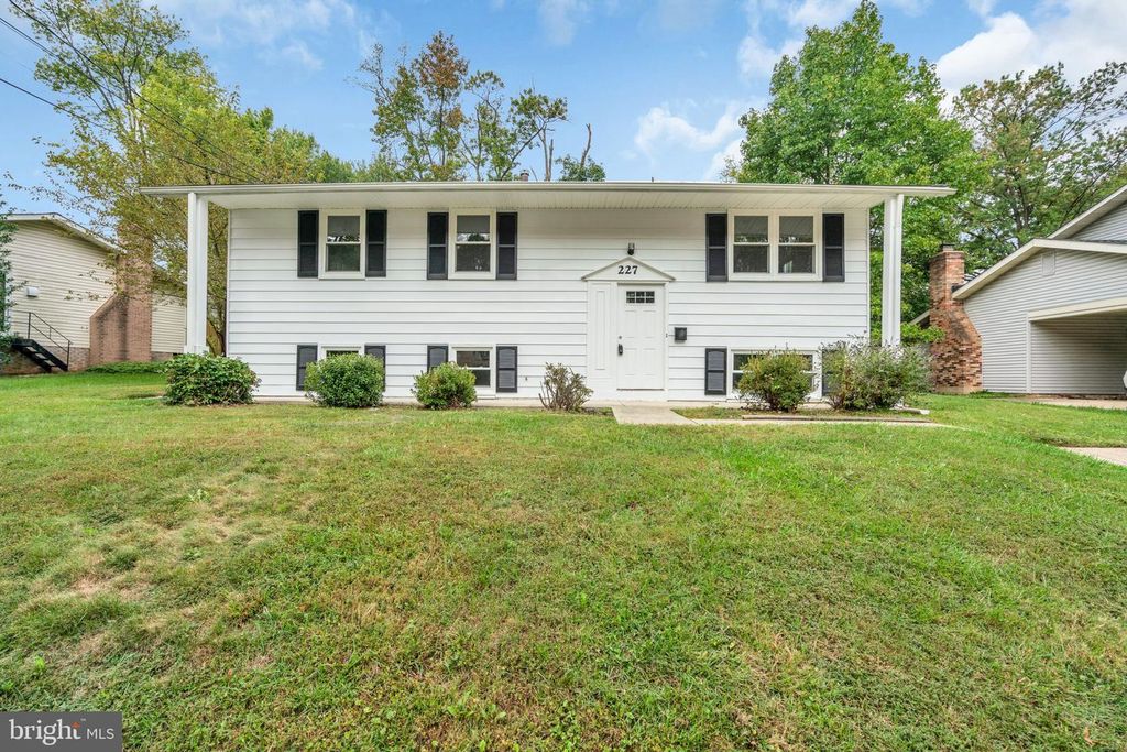 227 LASTNER LN, Greenbelt, MD 20770