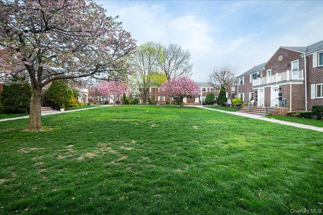 255-08 74th Avenue Upper 25A122, Glen Oaks, NY 11004