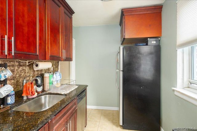 255-08 74th Avenue Upper 25A122, Glen Oaks, NY 11004
