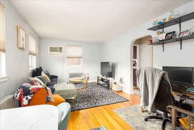 255-08 74th Avenue Upper 25A122, Glen Oaks, NY 11004