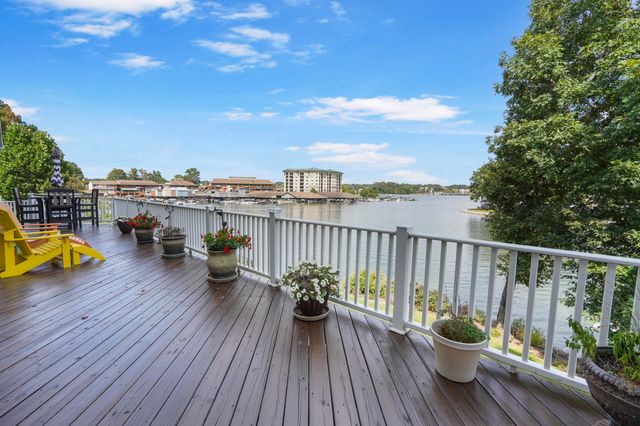 544 Woodbrook RD, Moneta, VA 24121