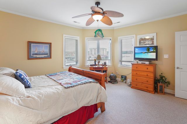 544 Woodbrook RD, Moneta, VA 24121