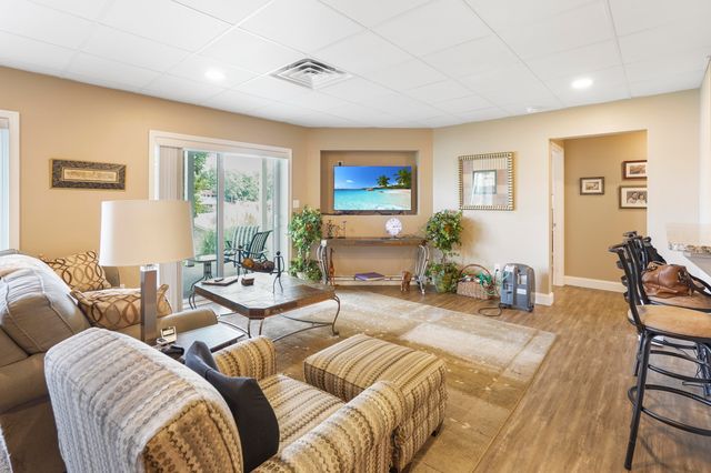 544 Woodbrook RD, Moneta, VA 24121