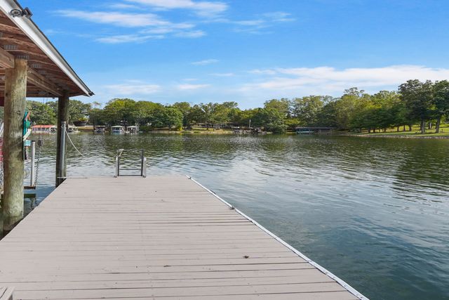 544 Woodbrook RD, Moneta, VA 24121