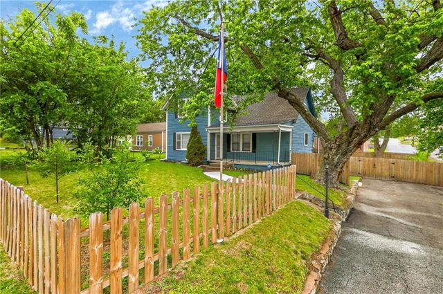 1727 N 47th Street, Kansas City, KS 66102