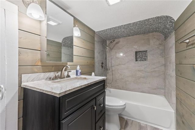 1727 N 47th Street, Kansas City, KS 66102