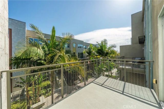 266 Rockefeller, Irvine, CA 92612
