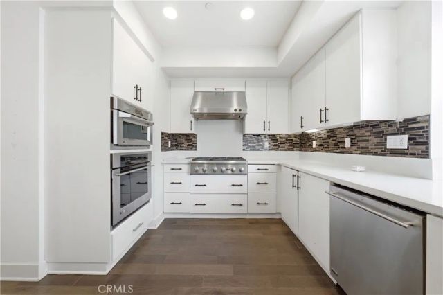 266 Rockefeller, Irvine, CA 92612