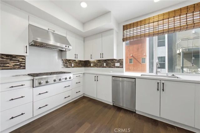 266 Rockefeller, Irvine, CA 92612