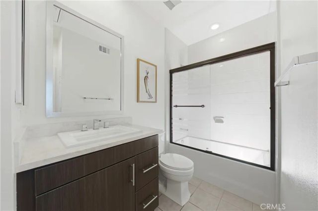266 Rockefeller, Irvine, CA 92612
