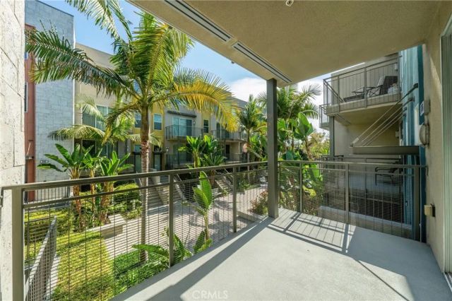 266 Rockefeller, Irvine, CA 92612