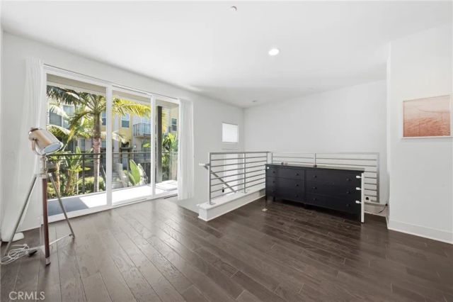 266 Rockefeller, Irvine, CA 92612