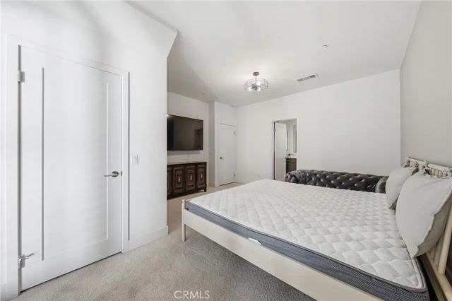 266 Rockefeller, Irvine, CA 92612