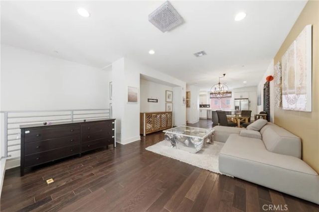 266 Rockefeller, Irvine, CA 92612