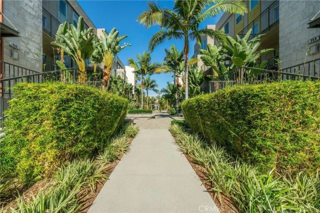 266 Rockefeller, Irvine, CA 92612