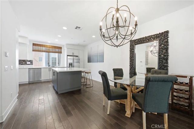 266 Rockefeller, Irvine, CA 92612