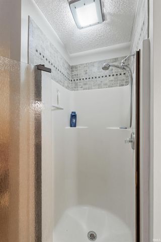 548 Frederick Crossing, Roanoke, IN 46783