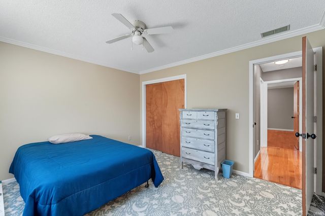 548 Frederick Crossing, Roanoke, IN 46783