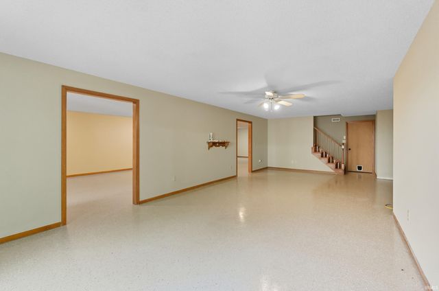 548 Frederick Crossing, Roanoke, IN 46783