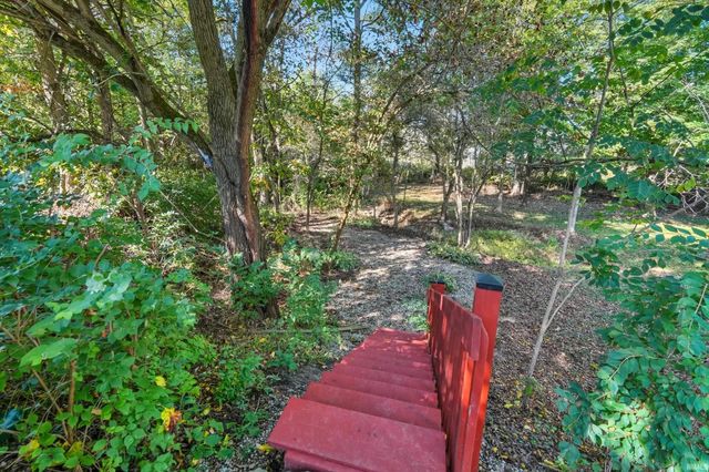 548 Frederick Crossing, Roanoke, IN 46783