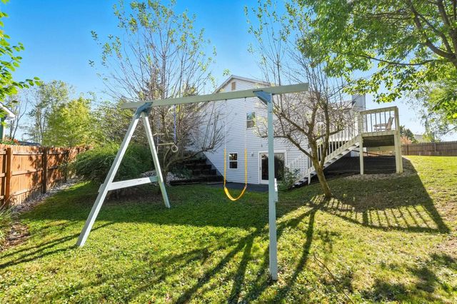 548 Frederick Crossing, Roanoke, IN 46783