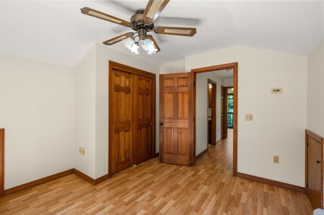 32 Acushnet Rd, Mattapoisett, MA 02739