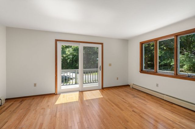 32 Acushnet Rd, Mattapoisett, MA 02739