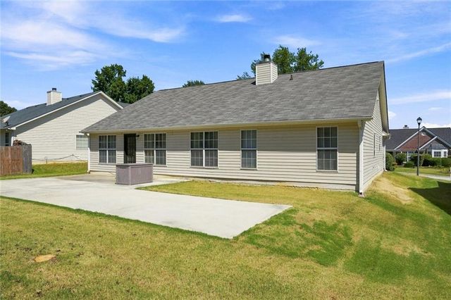 2762 Hillvale Cove Way, Lithonia, GA 30058