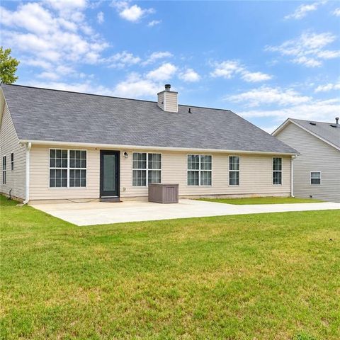 2762 Hillvale Cove Way, Lithonia, GA 30058