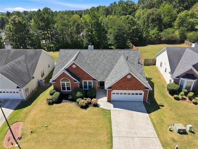 2762 Hillvale Cove Way, Lithonia, GA 30058