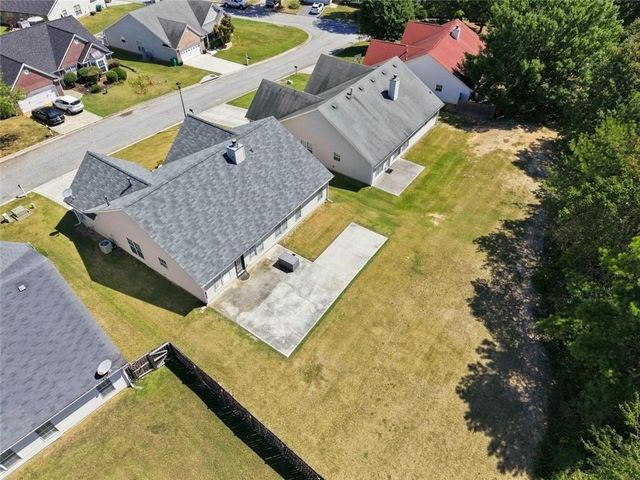 2762 Hillvale Cove Way, Lithonia, GA 30058